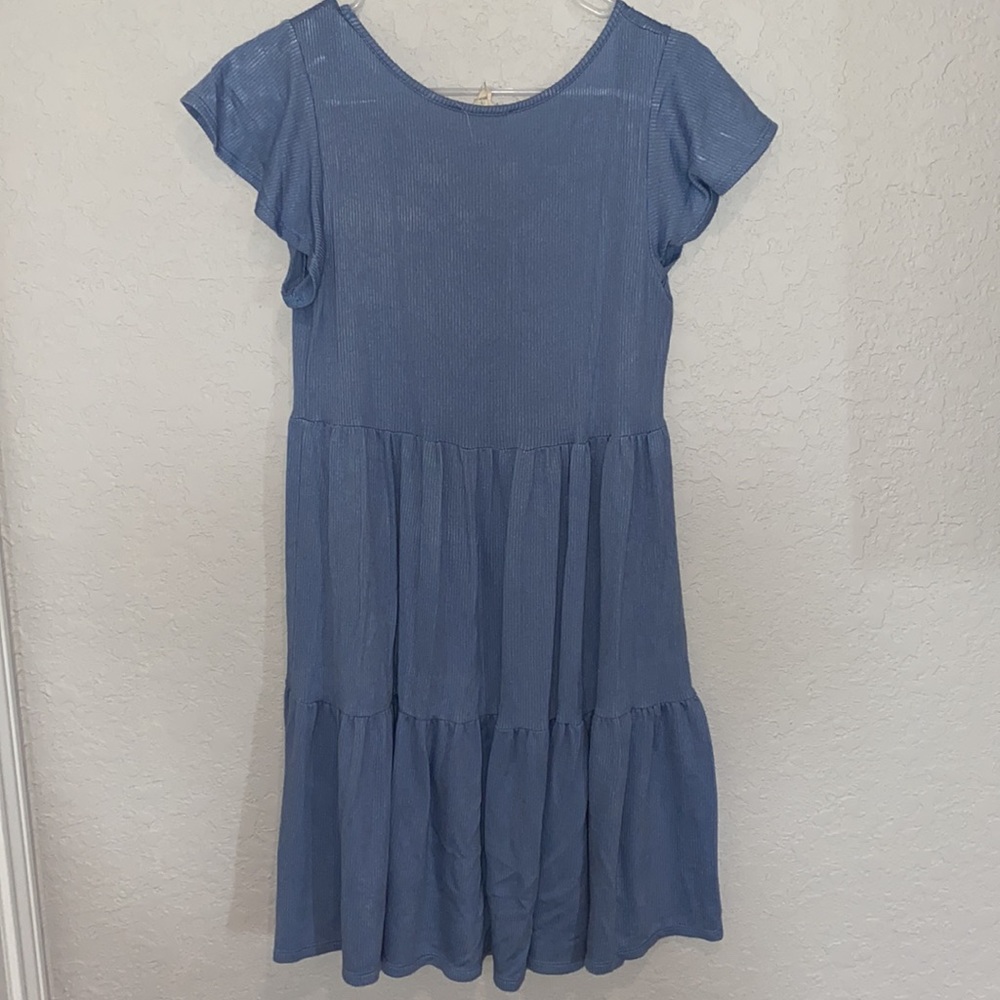 Dress - Picture 2 of 3